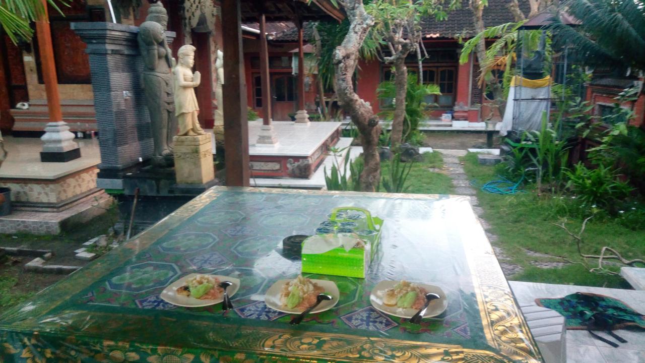 Ray Homestay Batununggul Exteriör bild